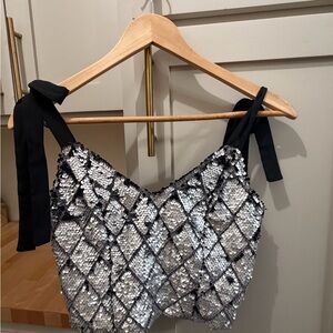 Gianni Bini Silver & Black Sequin Diamond-Pattern Tie-Shoulder Crop Top